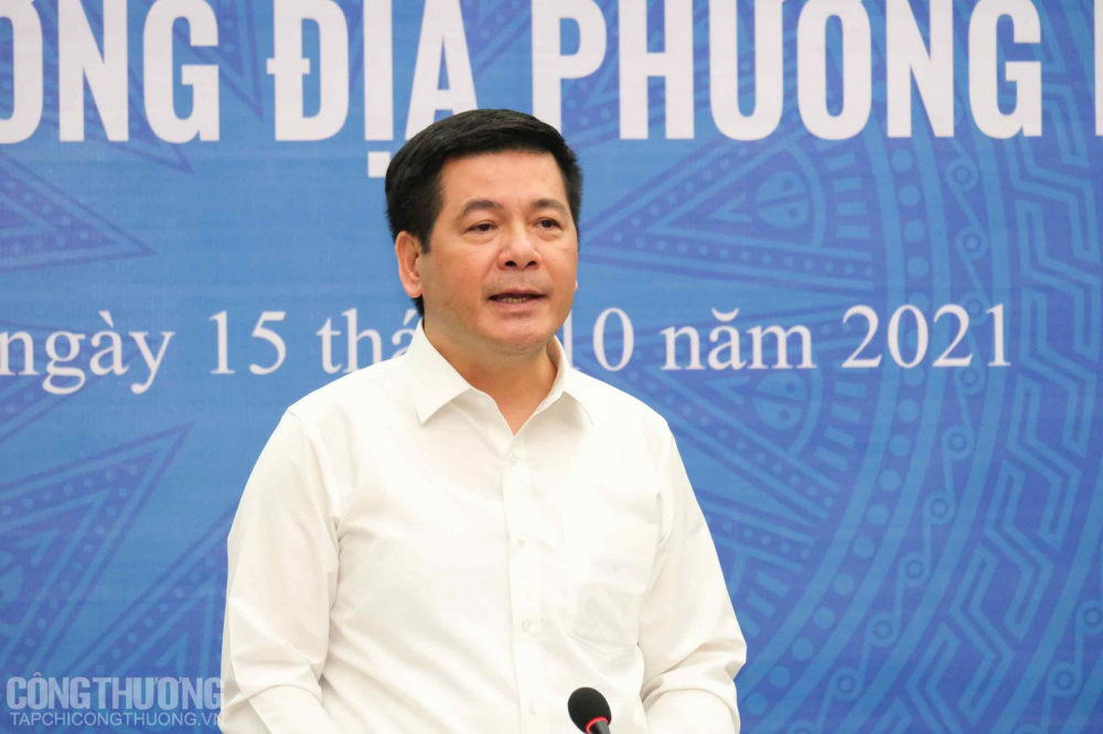 Bộ trưởng Nguyễn Hồng Diên