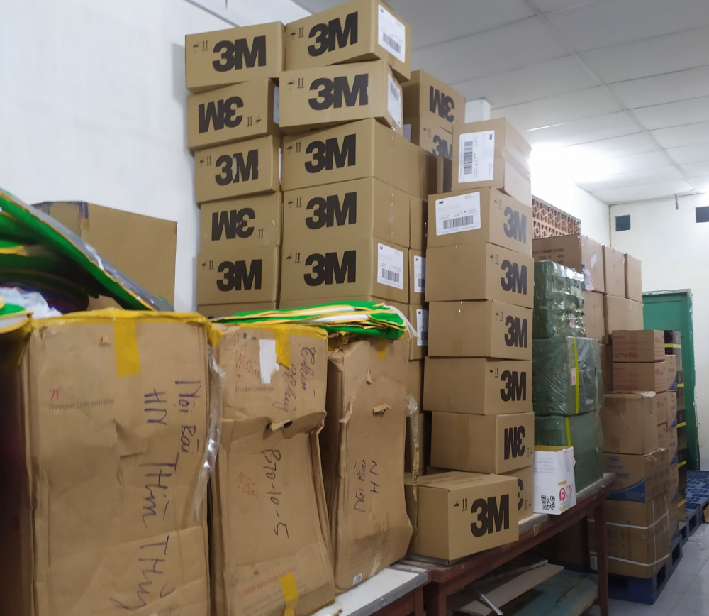 phát hiện gần 10.000 khẩu trang nghi giả nhãn hiệu trong khuôn viên Hội chữ thập đỏ