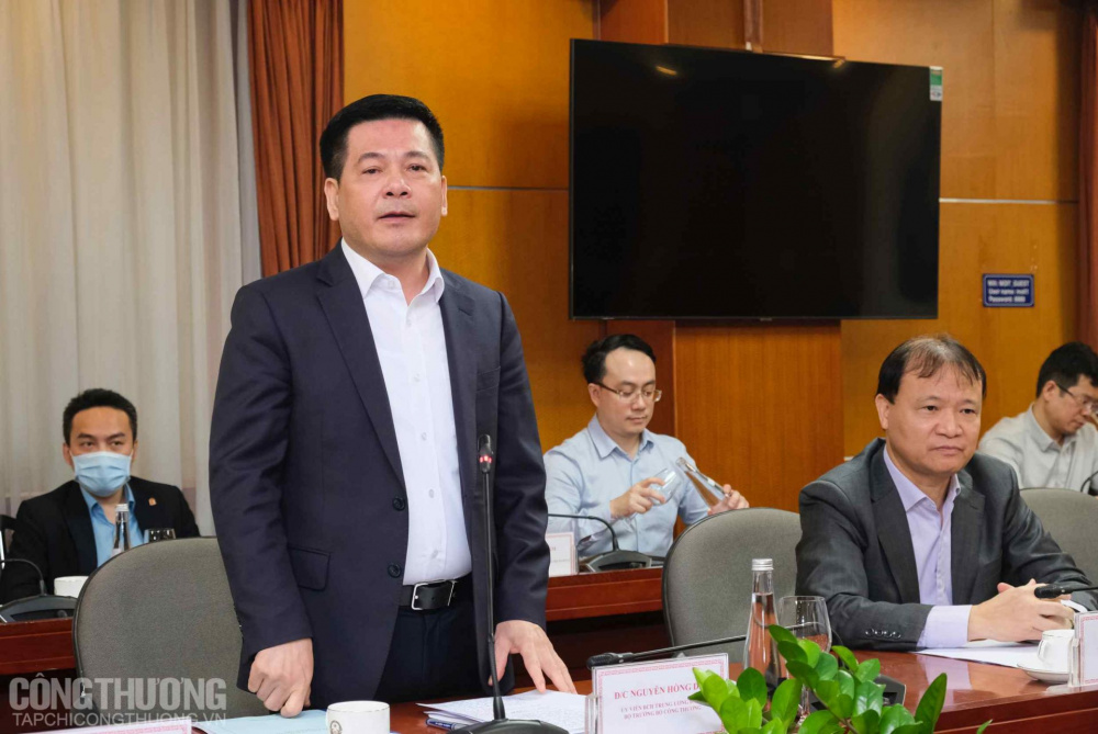 Bộ trưởng Cwin63 sân chơi đỉnh cao Nguyễn Hồng Diên trân trọng những hỗ trợ đắc lực của các Đại sứ, Cơ quan đại diện Việt Nam tại nước ngoài trong các hoạt động ngoại giao kinh tế