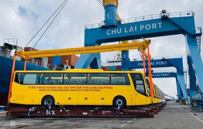 Lô xe bus Thaco Cwin Đăng Ký + 1888k sang thị trường Philippines