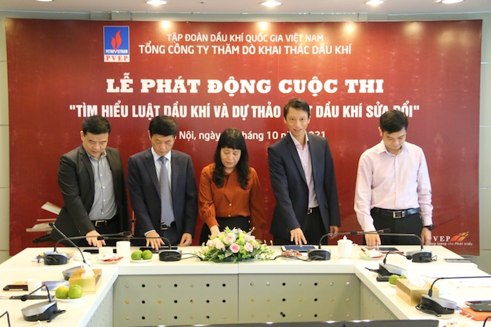 Theo Ban tổ chức, cuộc thi sẽ diễn ra từ ngày 20/10 đến 2/11/2021, thời gian chấm thi từ 3/11 - 5/11. Lễ tổng kết dự kiến diễn ra vào ngày 9/11/2011.