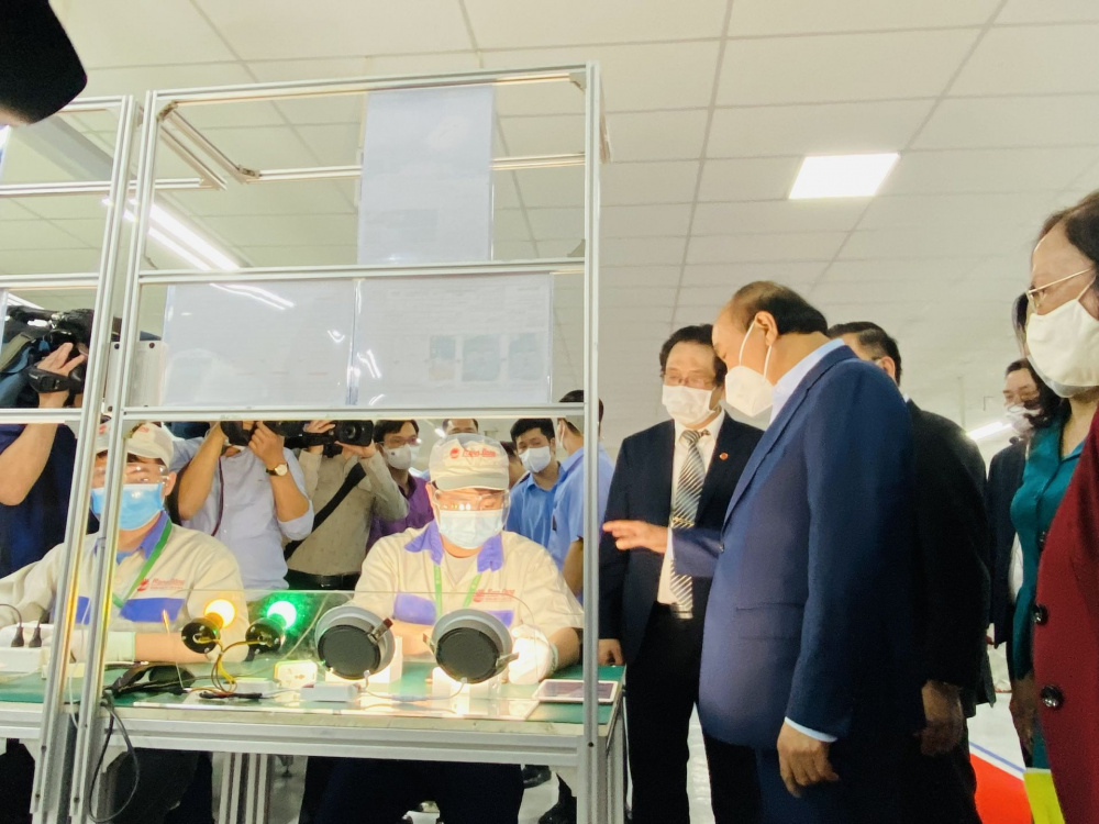 Chủ tịch nước Nguyễn Xuân Phúc thăm và làm việc tại Rạng Đông