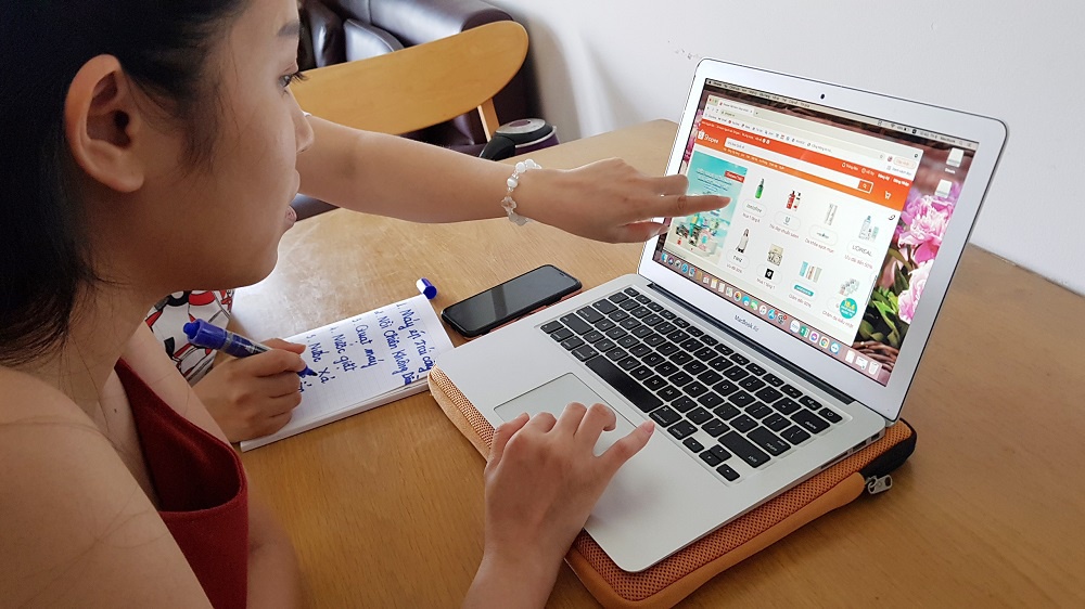 Hàng Việt chỉ chiếm 17% lượt tìm mua trên thương mại điện tử