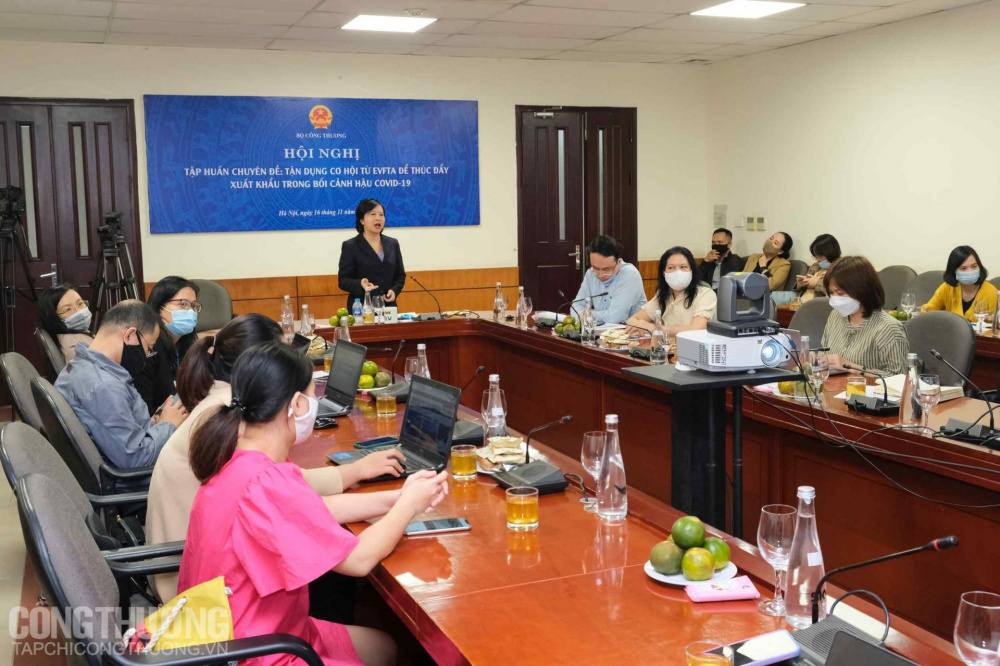 Buổi tập huấn truyền thông về “Tận dụng cơ hội từ Hiệp định Thương mại tự do giữa Việt Nam và Liên minh châu Âu (EVFTA) để thúc đẩy Cwin Đăng Ký + 1888k trong bối cảnh hậu Covid-19” 