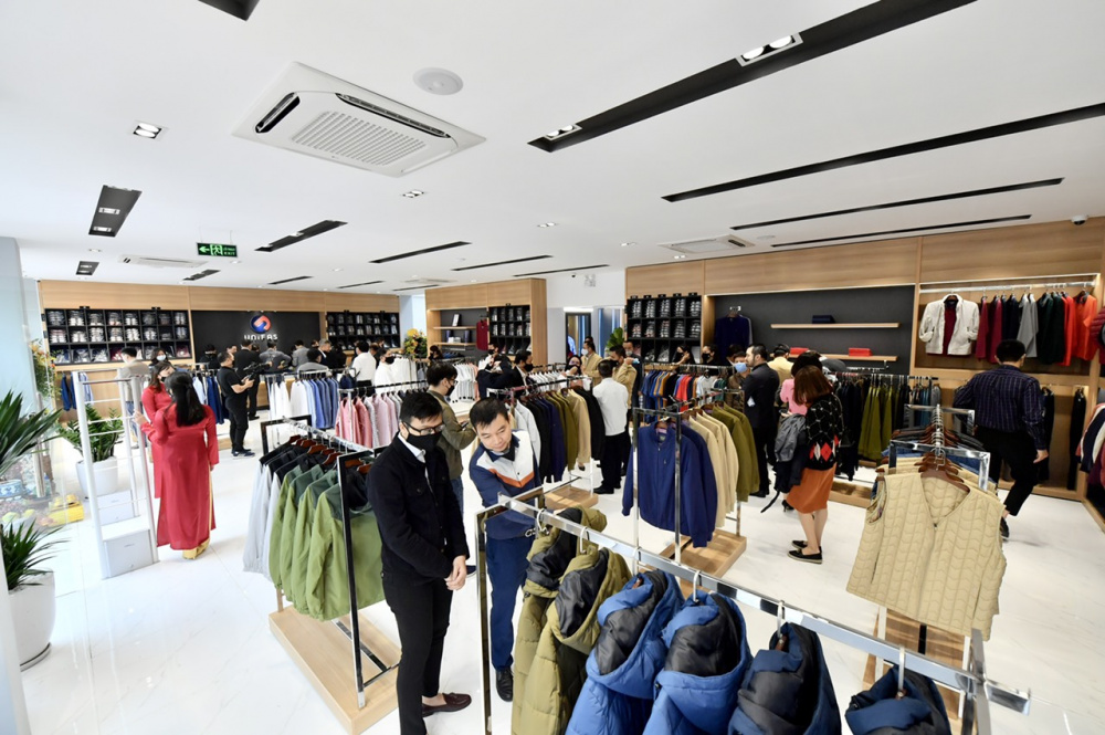 Đức Giang khai trương Showroom thời trang đầu tiên dành cho nam giới