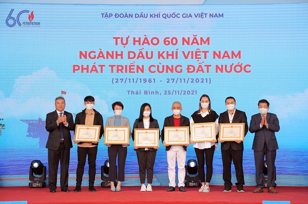 Petrovietnam 6