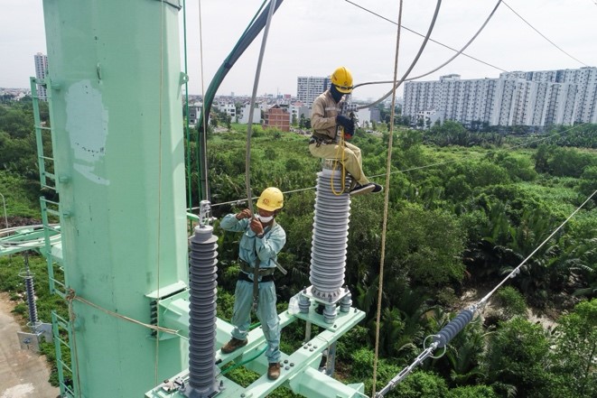 EVNHCMC kiểm tra nghiệm thu công trình