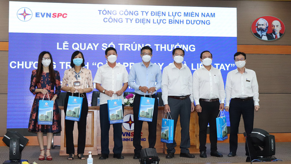 EVNSPC đồng hành cùng khách hàng vượt qua dịch COVID-19