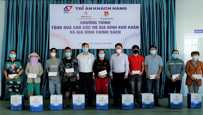 Công ty EPS tặng quà cho hộ gia đình khó khăn tại Thị xã Phú Mỹ  (Bà Rịa – Vũng Tàu)
