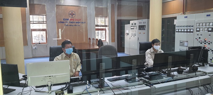 Điện lực đón Tết