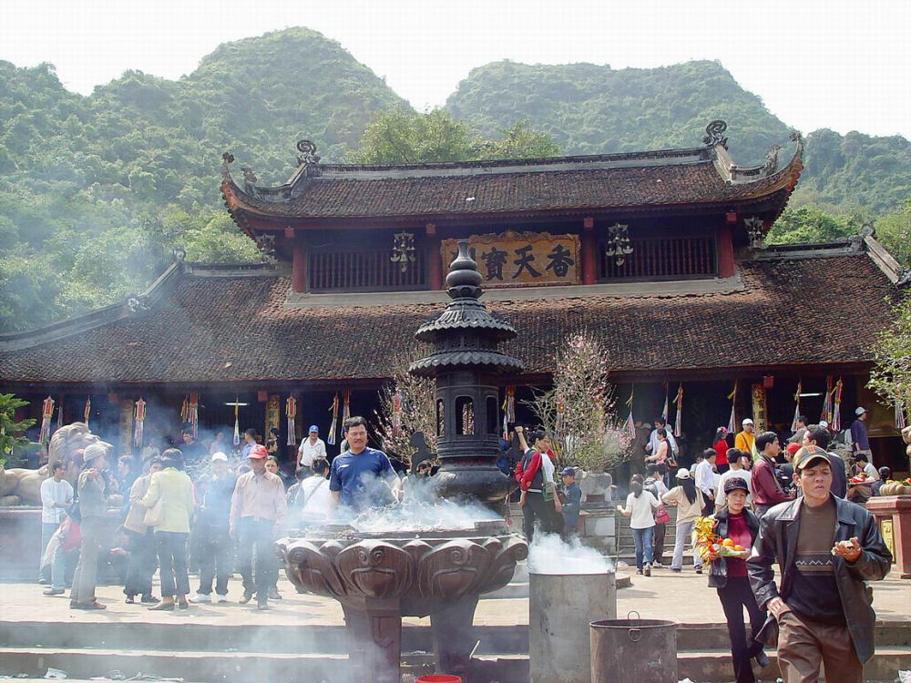 CHùa Hương
