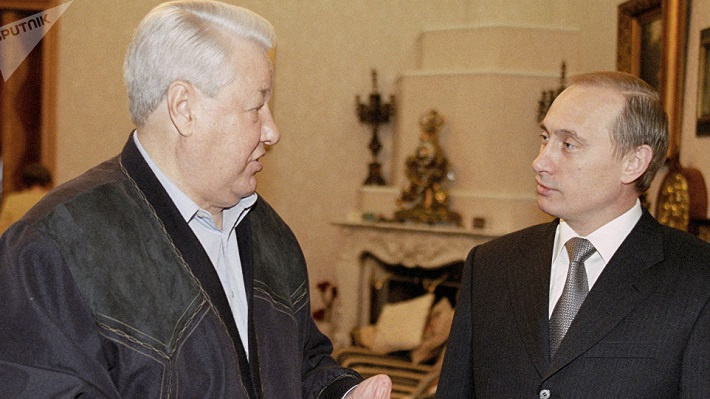 Vladimir Putin và Boris Yeltsin