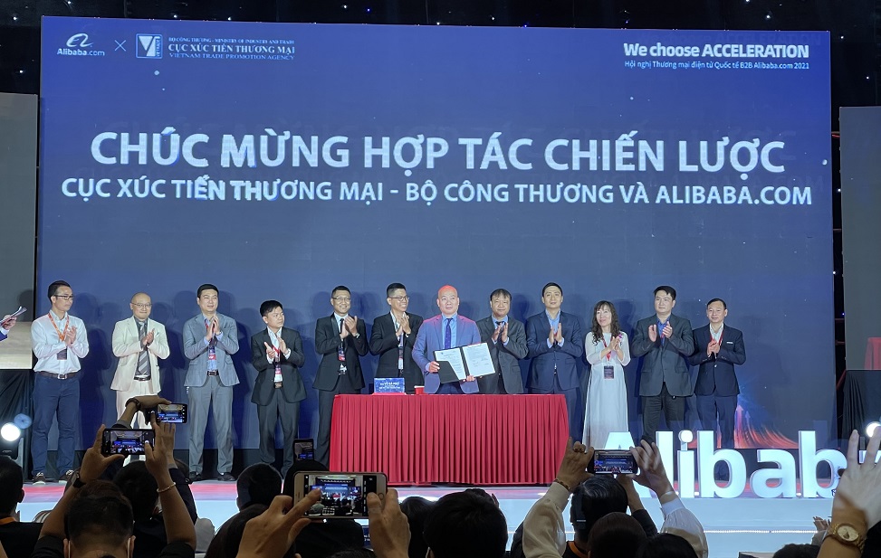  B2B trên Alibaba.com