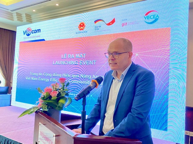 Trang thông tin điện tử VEECOM