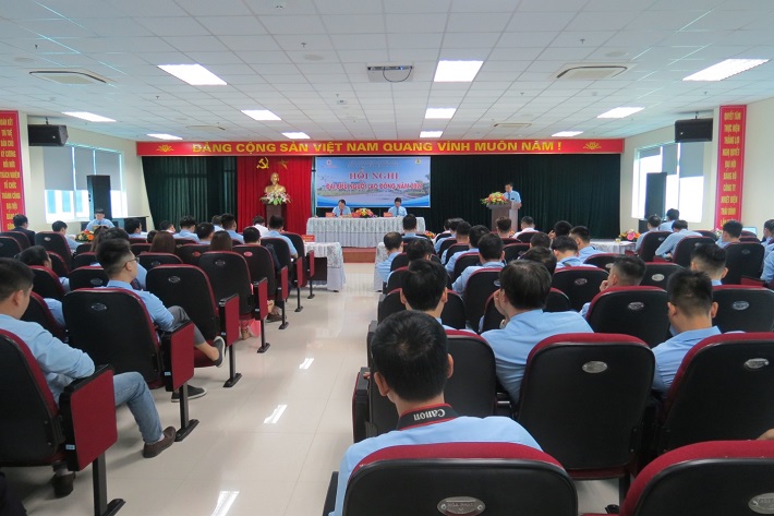 Quang cảnh hội nghị