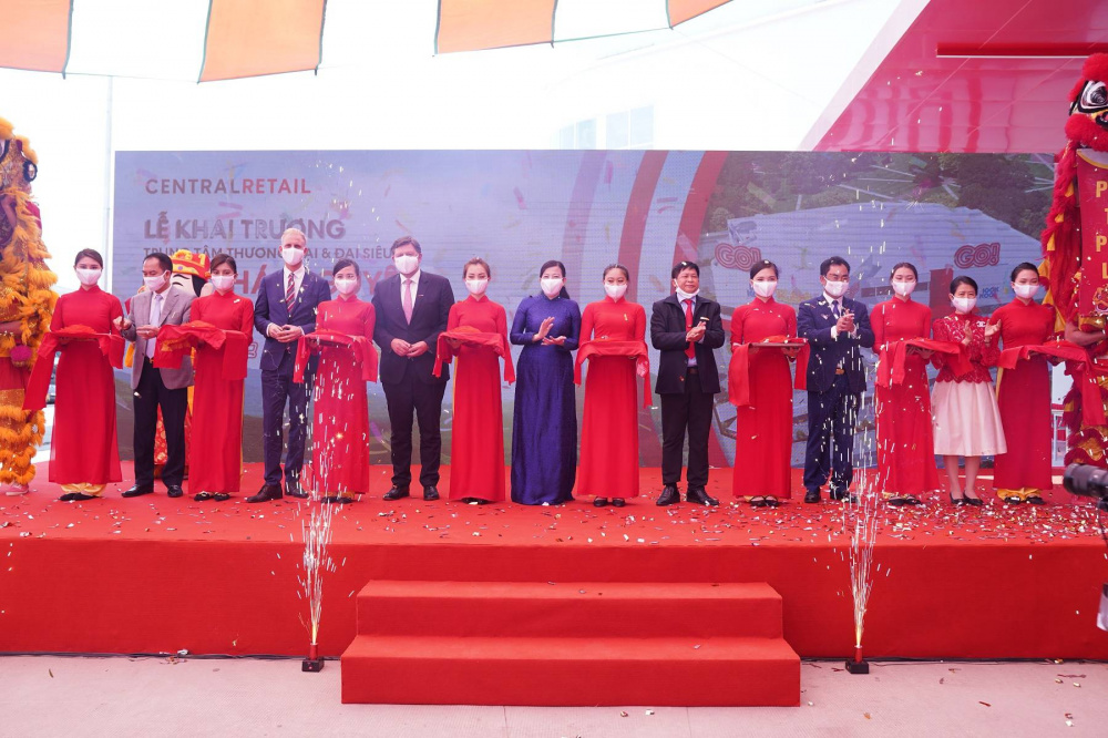 Nghi thức cắt băng khai trương Trung tâm thương mại và Đại siêu thị GO! Thái Nguyên