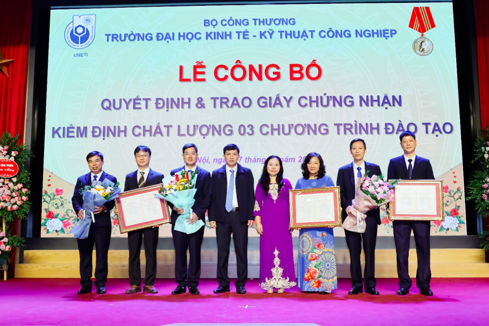 dh cong nghiep