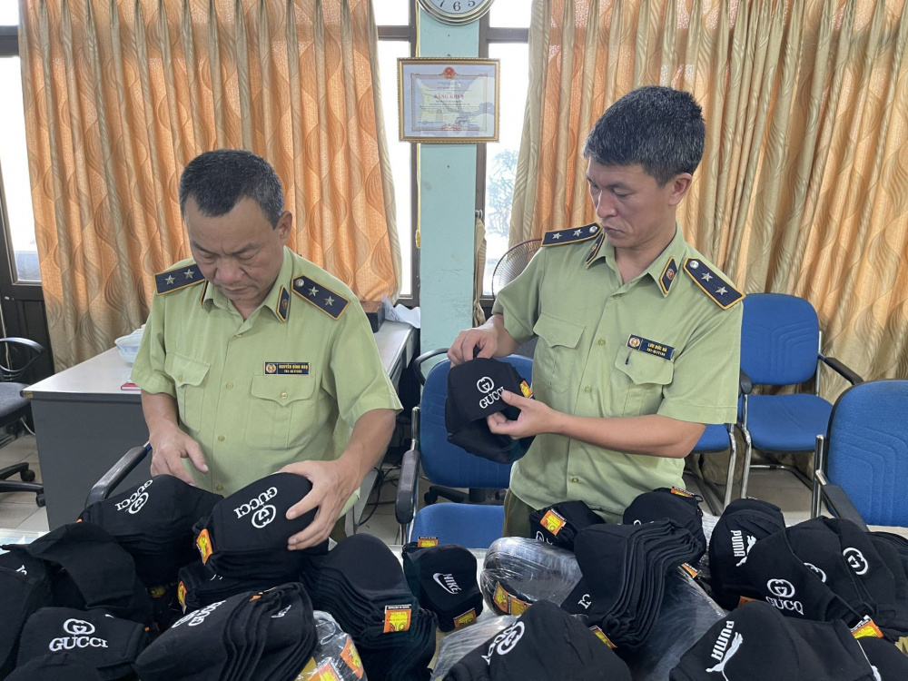quản lý thị trường