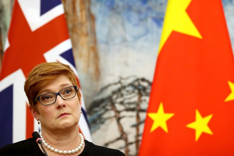 Ngoại trưởng Australia