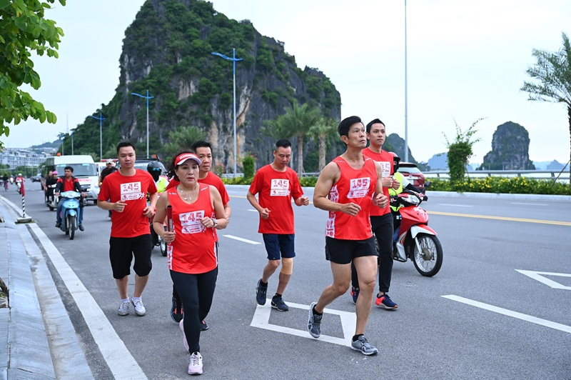 Chạy tiếp sức