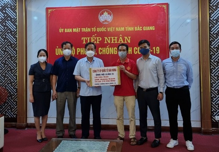  Công ty còn ủng hộ công tác phòng, chống dịch Covid-19 đến Ủy ban MTTQ Việt Nam tỉnh Bắc Giang 