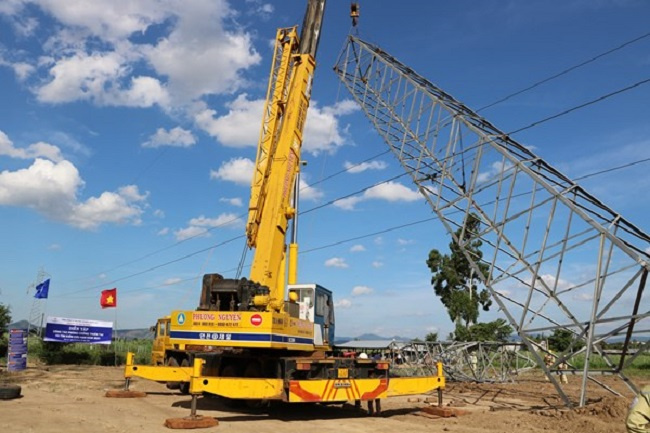 PTC3 diễn tập dựng cột thép trước mùa mưa bão năm 2021