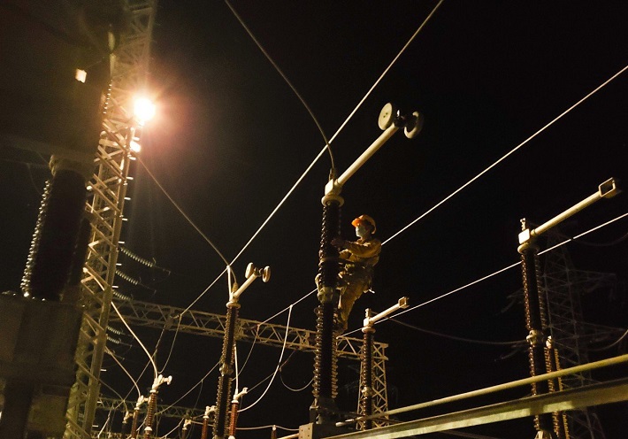 Bảo dưỡng thiết bị TBA 220kV Tuy Hòa (Phú Yên)