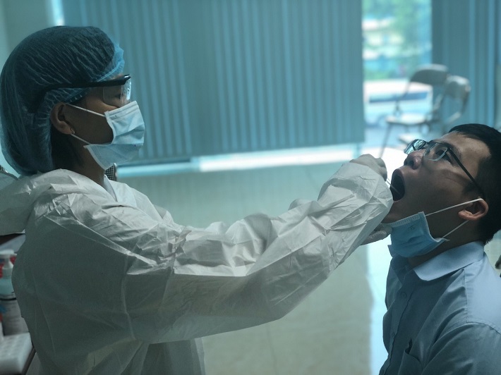 láy mẫu xét nghiệm 