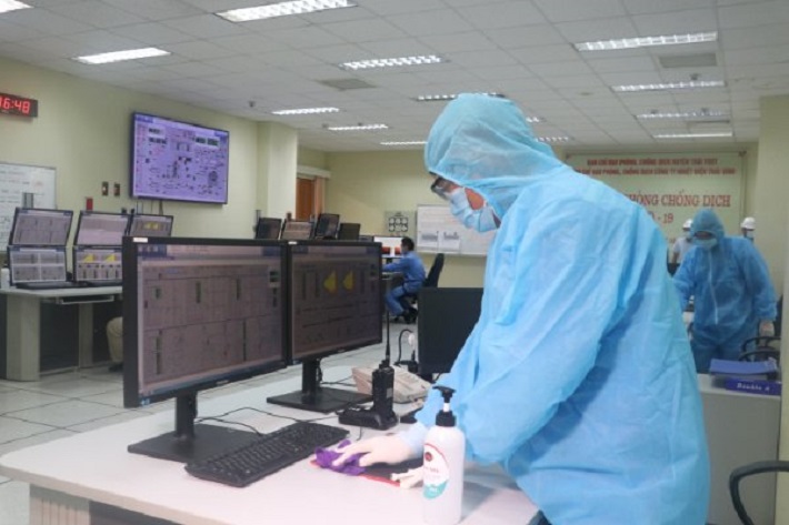 Phòng Điều khiển trung tâm nơi có ca F0 làm việcNgày 26/8/2021, Công ty Nhiệt điện Thái Bình đã tổ chức diễn tập đưa ra các tình huống giả định về phòng, chống dịch bệnh Covid-19 tại Phòng điều khiển trung tâm. 