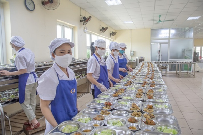 Các xuất ăn đảm bảo dinh dưỡng phục vụ CBCNV trong Công ty