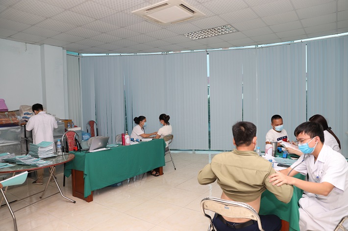 Công ty Môi Trường tổ chức khám sưcs khỏe định kỳ cho người Nền tảng hàng đầu cung cấp Cwin com