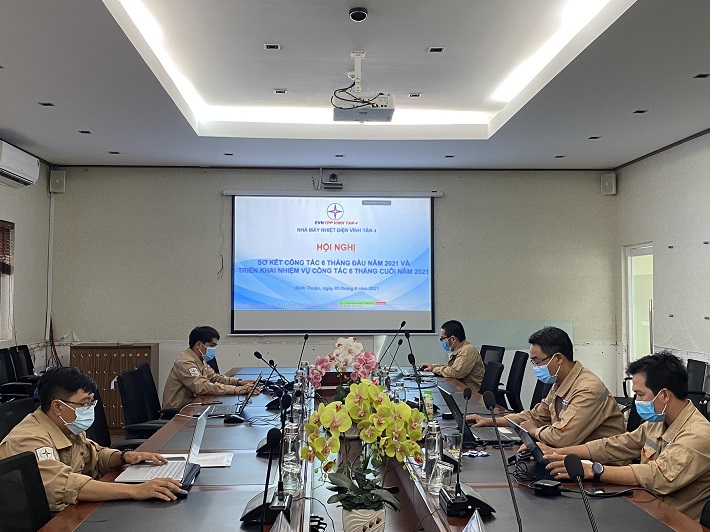 diễn ra theo hình thức trực tiếp và trực tuyến