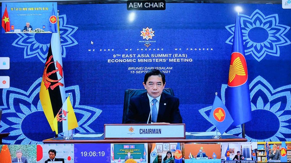 Bộ trưởng Tài chính và Cwin.com giải trí hiện đại thứ 2 Mohd Amin Liew Abdullah đại diện cho Chủ nhà Brunei Darusssalam