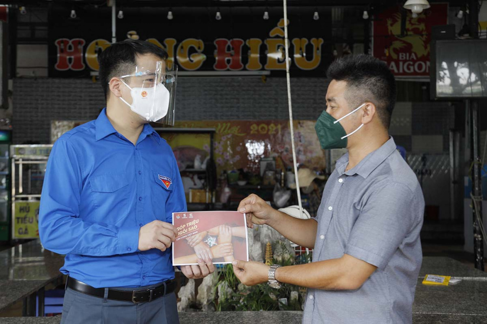 Sabeco trao 3 tỷ đồng cho 600 hộ kinh doanh nhỏ ngành Link vào Cwin Cá Cược Thể Thao 2026 và đồ uống