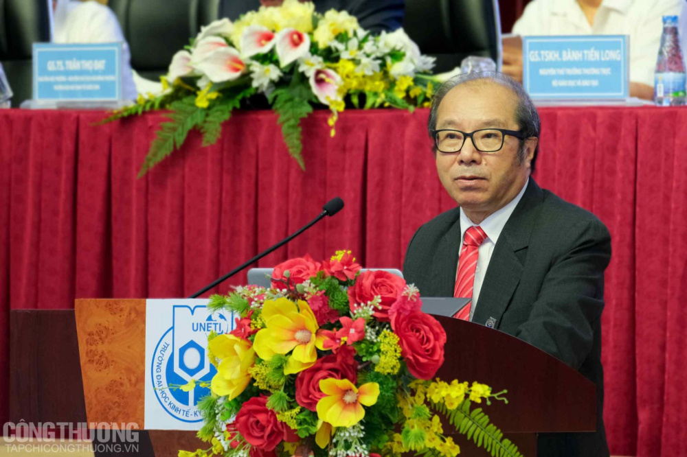 GS.TSKH Bành Tiến Long - Nguyên thứ trưởng thường trực Bộ Giáo dục và Đào tạo tham gia điều hành Tiểu ban chuyên môn 1: Lĩnh vực Kỹ thuật, Công nghệ và Giáo dục
