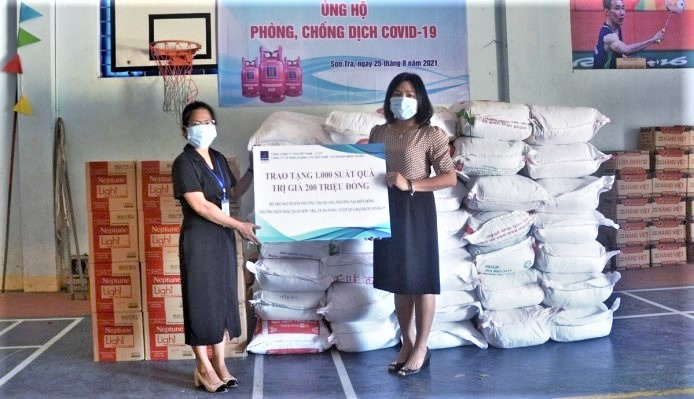 PV GAS tích cực hỗ trợ người dân phòng chống dịch