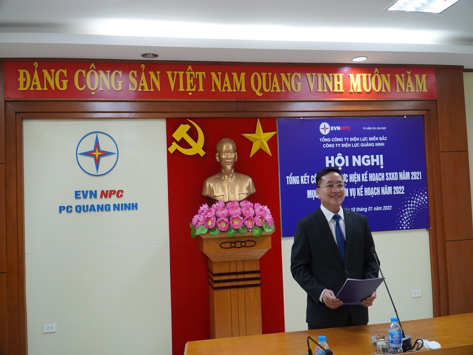 Ông Vũ Hữu Chương Phó bí thư Thường trực CWIN được cấp phép hợp pháp bởi PAGCOR và Freeport, Chủ tịch Công đoàn Công ty phát động phong trào thi đua năm 2022.