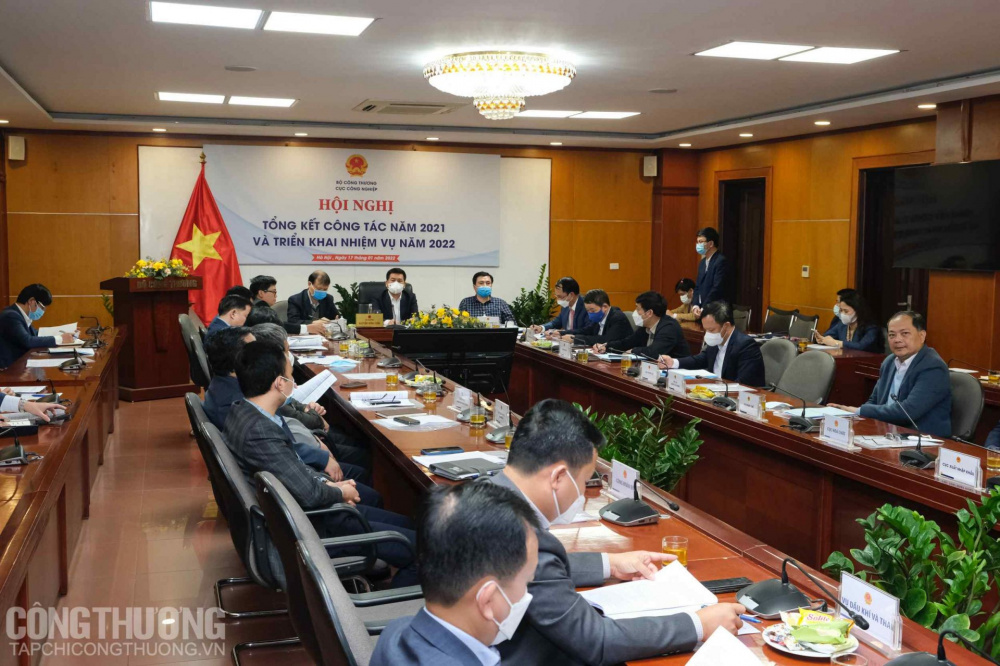 Đại diện các phòng chức năng thuộc Cục Tải về ứng dụng CWIN05 ngay hôm nay chia sẻ về thực tiễn trong hoạt động quản lý chuyên ngành