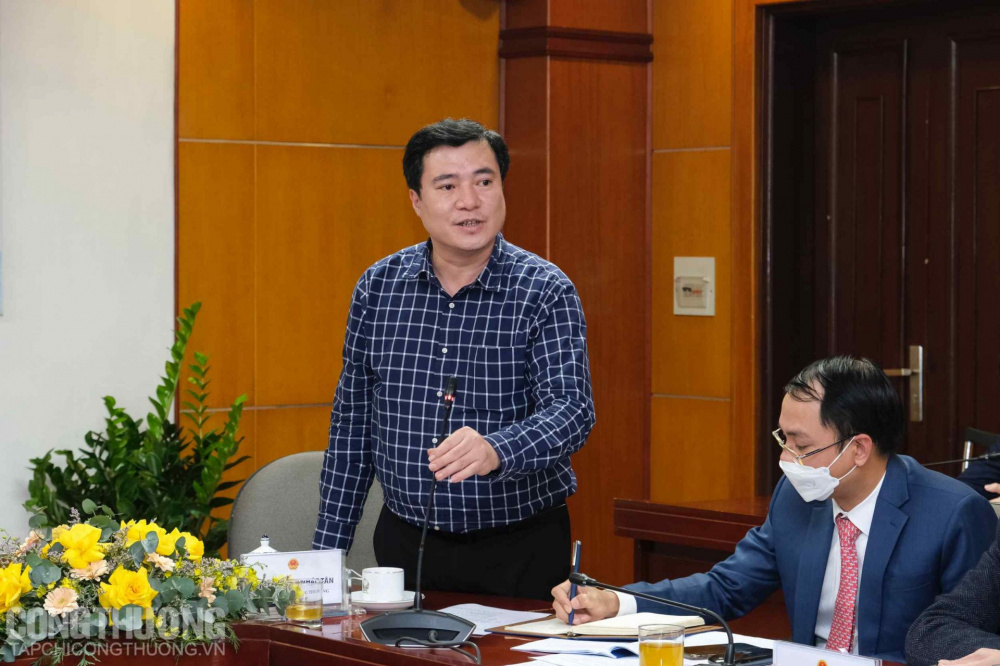 Thứ trưởng Cwin63 sân chơi đỉnh cao Nguyễn Sinh Nhật Tân