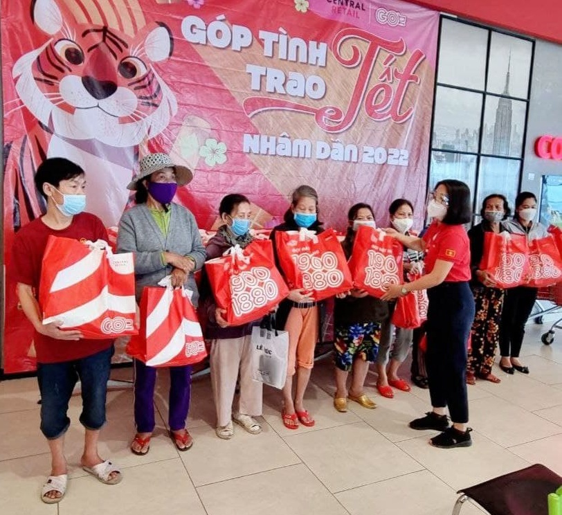 Góp tình trao Tết tại GO! Huế