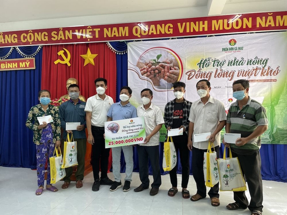 phan bon ca mau 2