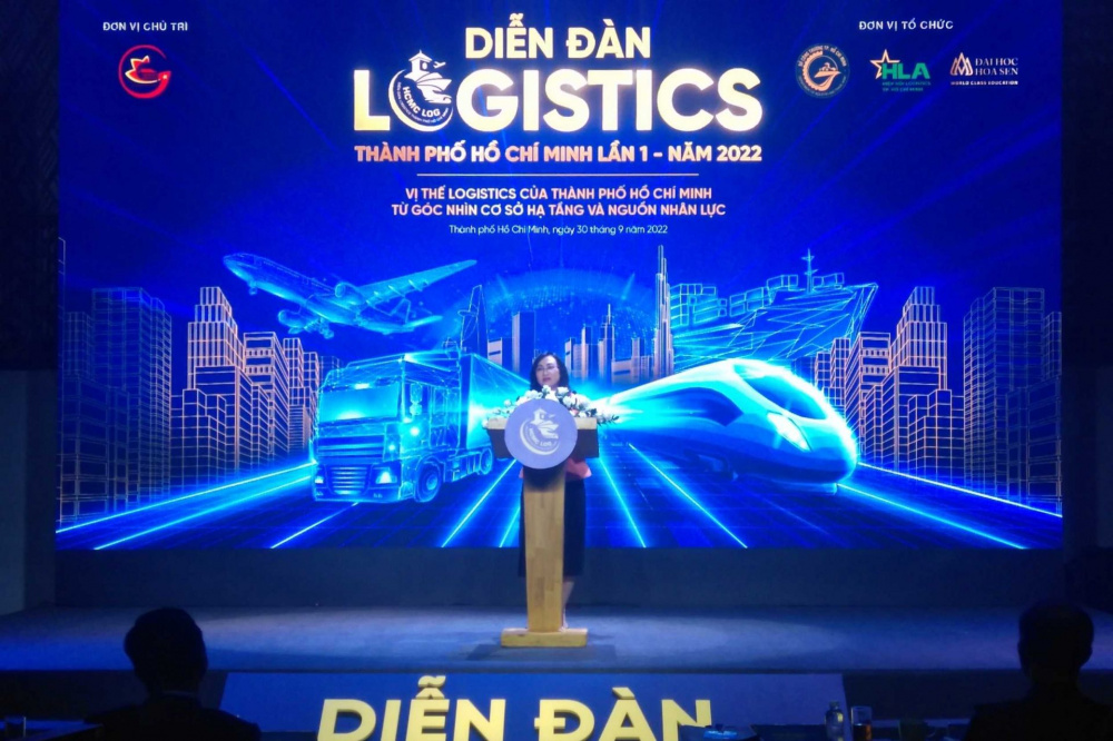 Bà Phan Thị Thắng - Phó Chủ tịch UBND TP. Hồ Chí Minh khẳng định logistics là một ngành rất quan trọng, có tác động đến sự phát triển bền vững, lâu dài cho M.Cwin800.com Nổ hũ, Bắn Cá và Game Bài kinh tế Thành phố