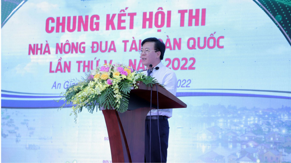 Hội thi nhà Nông đùa tài