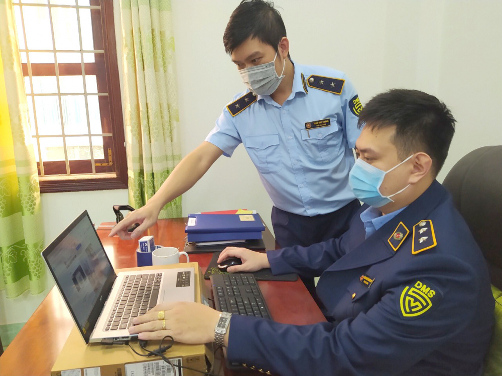 quản lý thị trường