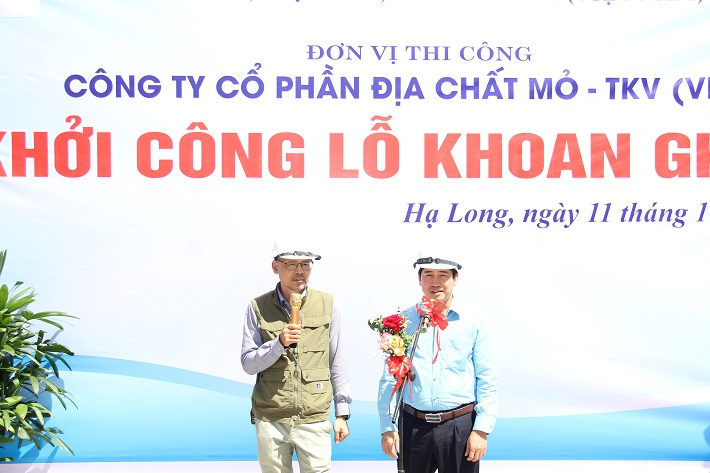 khi cong 3