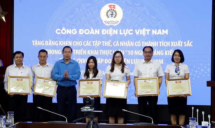 10 nghìn sáng kiến