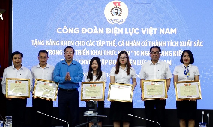 10 nghìn sáng kiến