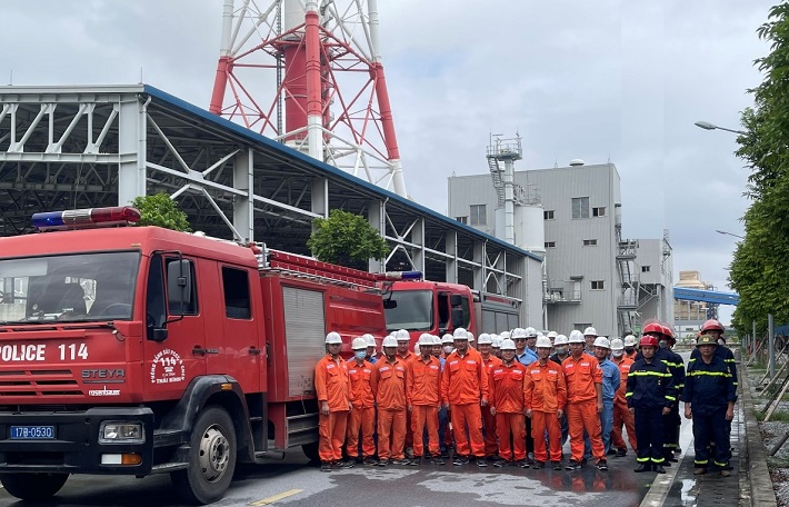 Tổng kết, rút kinh nghiệm ngay sau buổi diễn tập phối hợp chữa cháy
