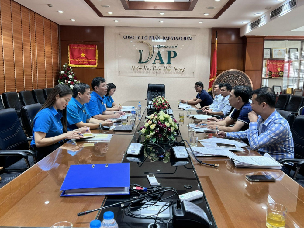 Công đoàn Hóa chất tổ chức kiểm tra Điều lệ Công đoàn năm 2020