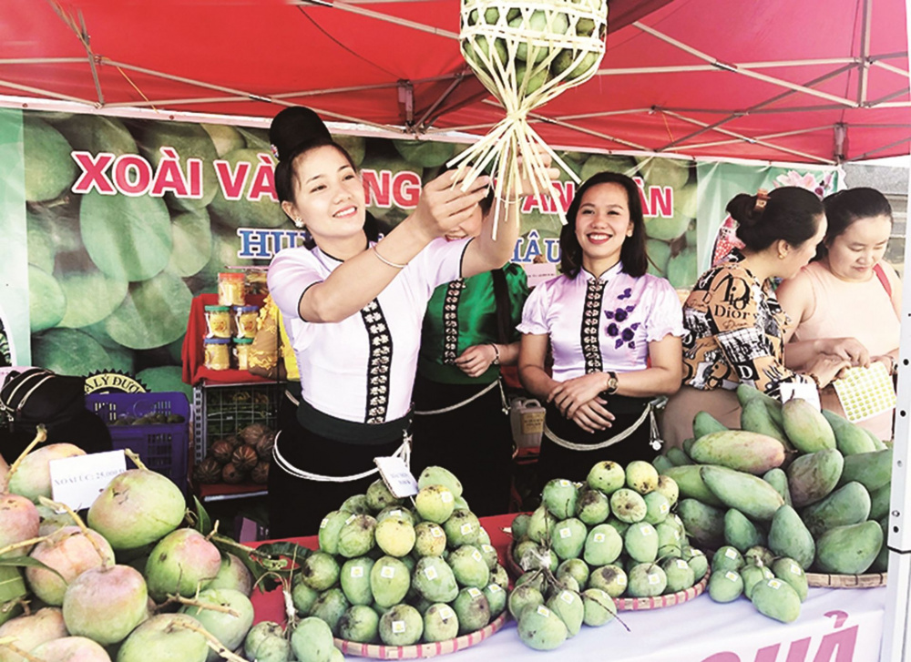 Phát triển thương mại miền núi, hải đảo là trọng tâm trong các phiên thảo luận tại Diễn đàn